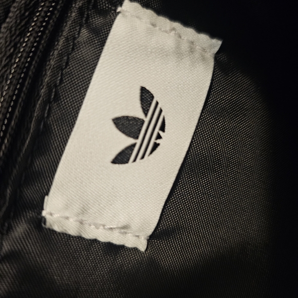 adidas Originals Liberty Airliner Teal and Black Crossbody Bag JX3195 - Picture 9 of 10